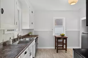 3305 Zarthan Ave S, Saint Louis Park, MN 55416 - Photo 5