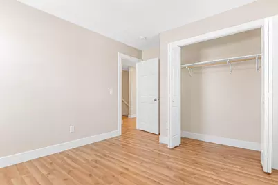 1918 Hillside Avenue N, Minneapolis, MN 55411 - Photo 9