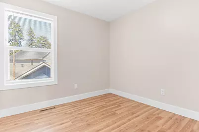 1918 Hillside Avenue N, Minneapolis, MN 55411 - Photo 11