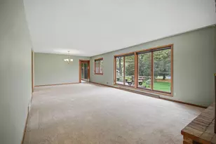 1480 Crestview Ln, Owatonna, MN 55060 - Photo 5