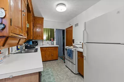 1522 Hague Avenue, Saint Paul, MN 55104 - Photo 13