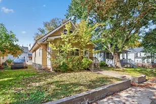 1007 Victoria St N, Saint Paul, MN 55103 - Photo 3