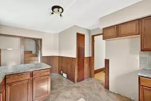 1007 Victoria St N, Saint Paul, MN 55103 - Photo 17