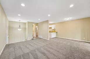 6852 MacBeth Cir, Woodbury, MN 55125 - Photo 7