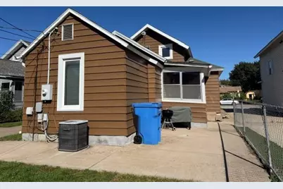 825 W 5th Street, Winona, MN 55987 - Photo 17
