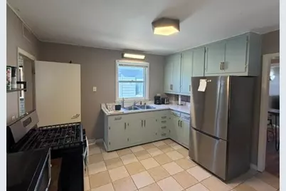 825 W 5th Street, Winona, MN 55987 - Photo 7