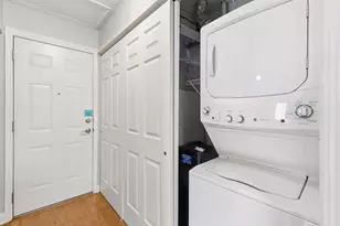 1860 Juneau Ln N, Plymouth, MN 55447 - Photo 31