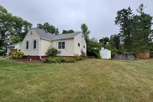 421 1st St, Moose Lake, MN 55767 - Photo 3
