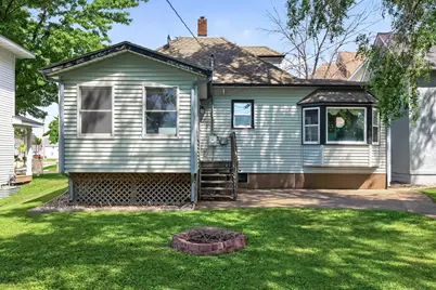 220 N Chestnut Street, Belle Plaine, MN 56011 - Photo 13