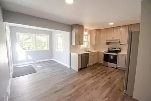 2115 E River Rd NE, Rochester, MN 55906 - Photo 9