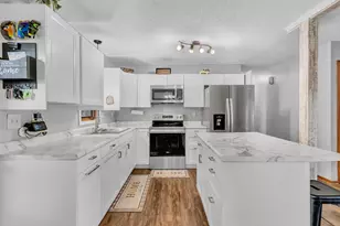 1221 13th Ave SW, Willmar, MN 56201 - Photo 7