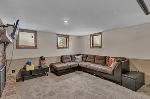 1221 13th Ave SW, Willmar, MN 56201 - Photo 11