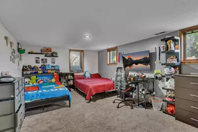 1221 13th Avenue SW, Willmar, MN 56201 - Photo 13