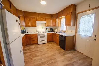307 6th Street NW, Rochester, MN 55901 - Photo 3