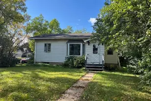 1909 Southern Dr, Virginia, MN 55792 - Photo 5