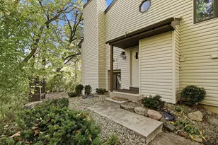 289 River Woods Ln, Burnsville, MN 55337 - Photo 3