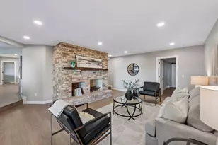 5720 Oakview Ln N, Plymouth, MN 55442 - Photo 73