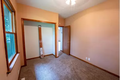 305 N Secor Street, Bricelyn, MN 56014 - Photo 13