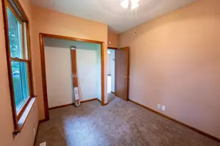 305 N Secor St, Bricelyn, MN 56014 - Photo 13