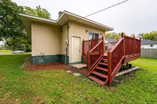 305 N Secor St, Bricelyn, MN 56014 - Photo 17