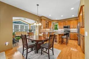 6219 Orchid Ln N, Maple Grove, MN 55311 - Photo 9