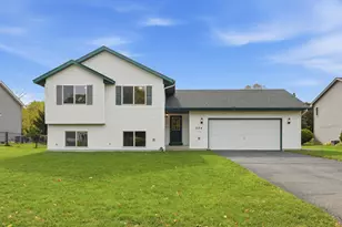524 Weaver Blvd, Anoka, MN 55303 - Photo 1