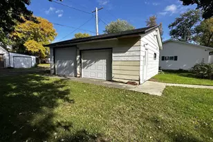 403 N Madison St, Minneota, MN 56264 - Photo 27