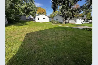 403 N Madison Street, Minneota, MN 56264 - Photo 25