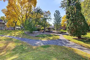 214 Windsor Ct, New Brighton, MN 55112 - Photo 43