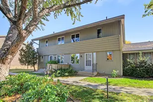 214 Windsor Ct, New Brighton, MN 55112 - Photo 1