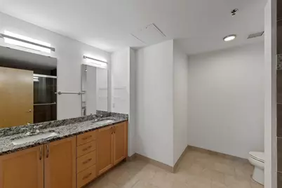 1240 S 2nd Street #521, Minneapolis, MN 55415 - Photo 23