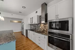 1240 S 2nd St, Minneapolis, MN 55415 - Photo 3