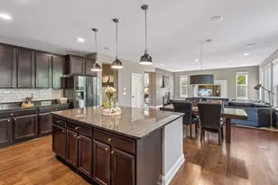 1078 Rosemary Cir, Chaska, MN 55318 - Photo 11