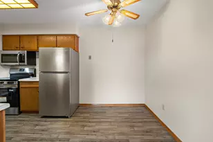 3155 Old Hwy 8, Roseville, MN 55418 - Photo 7
