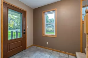 50 Canterbury Ct, Mankato, MN 56001 - Photo 3
