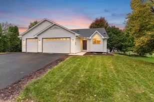 820 S Maple St, Belle Plaine, MN 56011 - Photo 35