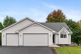 820 S Maple St, Belle Plaine, MN 56011 - Photo 1
