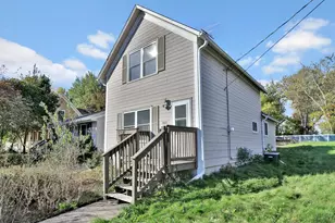 922 6th St S, Stillwater, MN 55082 - Photo 3
