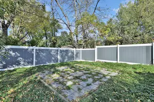 922 6th St S, Stillwater, MN 55082 - Photo 9