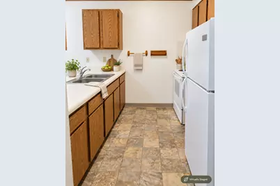 910 Hengen Street #306, Fairmont, MN 56031 - Photo 3