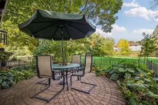 13390 Hughes Ct, Apple Valley, MN 55124 - Photo 9