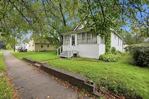 111 14th Ave S, South Saint Paul, MN 55075 - Photo 1