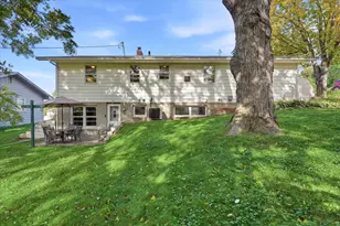 218 Maple St, Le Sueur, MN 56058 - Photo 23