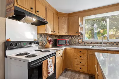 606 4th Avenue NE, Waseca, MN 56093 - Photo 15