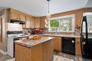 606 4th Ave NE, Waseca, MN 56093 - Photo 13