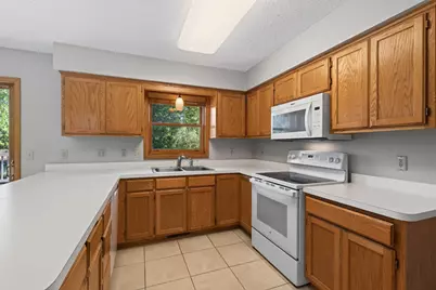 18418 85th Place N, Maple Grove, MN 55311 - Photo 13