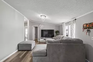 2695 Alissa Ln, Maplewood, MN 55119 - Photo 5