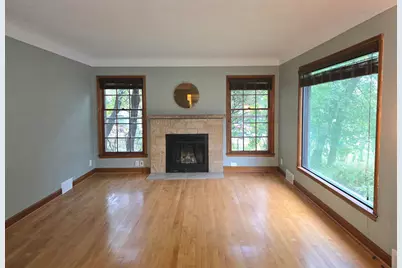909 Old Lexington Avenue, Saint Paul, MN 55116 - Photo 11