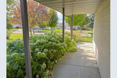 1727 S Court Street, Fergus Falls, MN 56537 - Photo 47