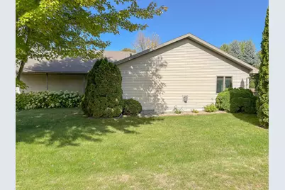 1727 S Court Street, Fergus Falls, MN 56537 - Photo 51